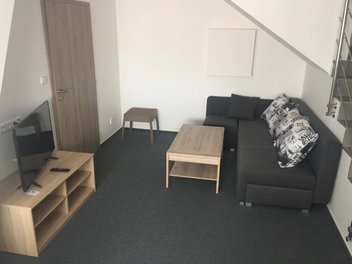 Penzion Kometa Pasohlávky Exterior foto